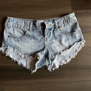 Light wash booty shorts